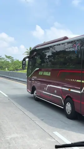 sido yo ketemu cah edyan 😩 @Nandhabendol #newmanja #buspariwisata 