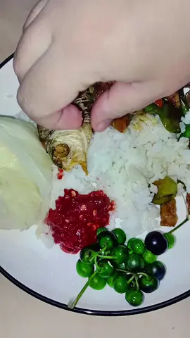 🤤🔥 #mukbang #masakansederhana #masakansunda #sambalterasi 