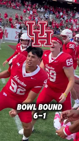 Nice fun day at UH , boys are 6-1  #universityofhouston  #metaglasses #cameraman #cameraoperator #gocoogs  @University of Houston Football  @Oakley Meta 