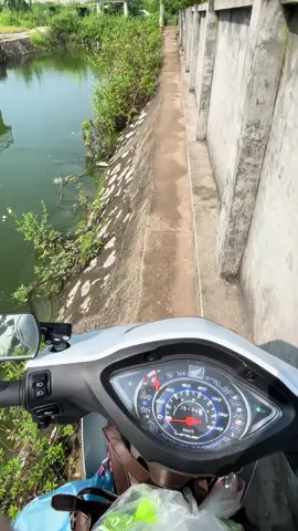 Được hôm nghỉ chủ nhật đi theo tiếng gọi tình yêu anh gì tên Nam Nam đấy mà không biết nên quay xe hay đi tiếp nữa🙃 #hauphuongvungchac