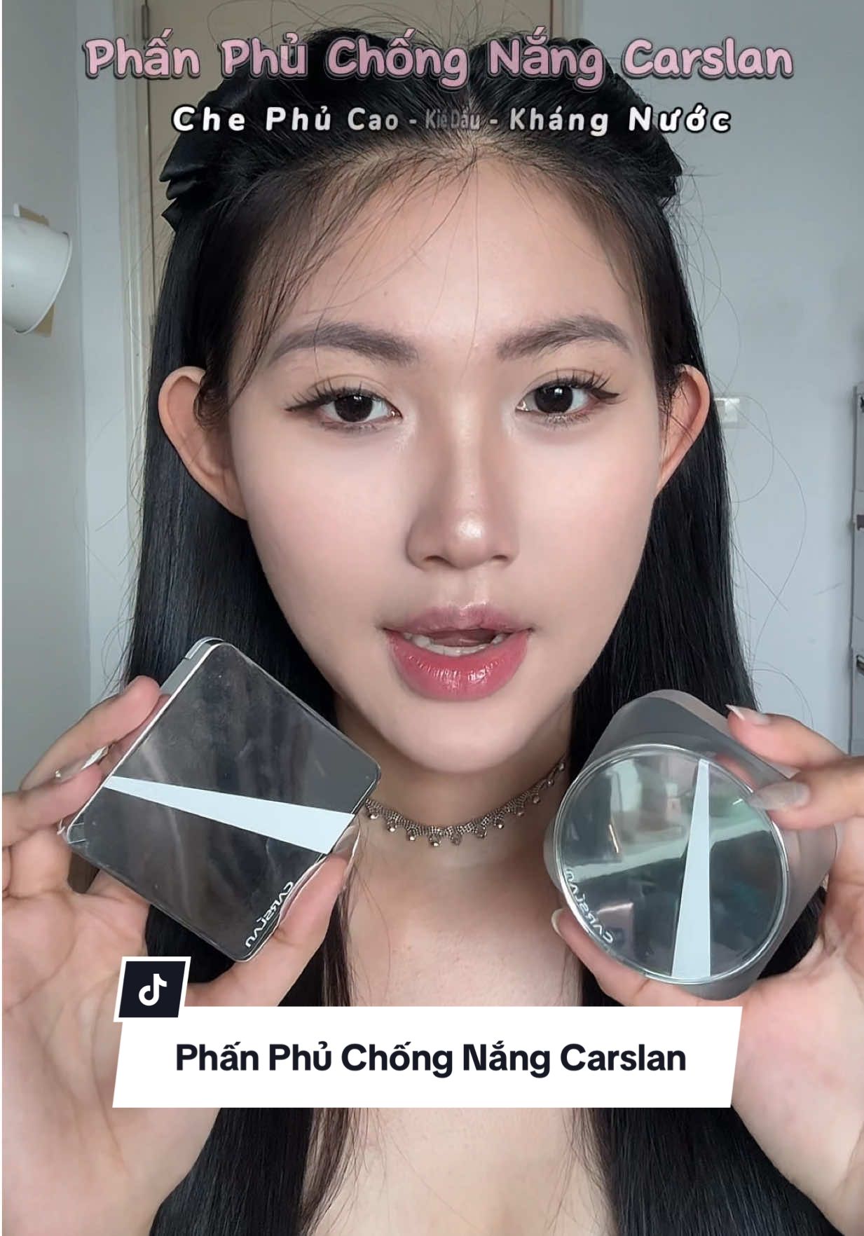 Chỉ với 1 em phấn phủ này mà tích hợp cả chống nắng, kiềm dầu, che phủ, kháng nước, quá là đa năng, lưu ý là vẫn phải bôi kem chống nắng nha, chứ 1 mình em này không có cân được thời tiết nắng gắt #carslan #phanphuchongnang #phanphukiemdau #powder #makeup 