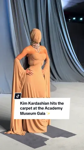 Our jaws are still on the floor from @Kim Kardashian ‘s dramatic Academy Museum Gala look ✨