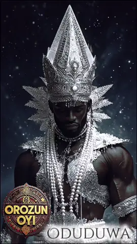 Odùduwà es una de las deidades más antiguas y sagradas del panteón yoruba, considerado el fundador del mundo y padre de los reinos. Según los patakíes, fue enviado por Olodumare, el Dios Supremo, para dar forma a la tierra cuando todo era solo agua y oscuridad. Con la ayuda de una cadena dorada, una gallina y un puñado de tierra, Odùduwà descendió del cielo y creó el primer pedazo de tierra firme, dando origen a Ilé Ifé, cuna de la civilización yoruba. Se le reconoce como orisha de la creación, la realeza, la sabiduría y la estabilidad. Representa la fuerza ancestral que dio comienzo a la humanidad y a las naciones. En la religión Osha-Ifá, es símbolo de autoridad, poder espiritual y justicia divina. Su energía es profunda, silenciosa y majestuosa; gobierna el equilibrio del universo y protege a los que buscan mantener el orden y la verdad. Odùduwà es también el antepasado de los reyes yorubas, el espíritu que encarna la unión entre lo divino y lo terrenal. Su presencia recuerda que todo lo creado tiene un propósito y que el origen del mundo está sostenido por la sabiduría de los ancestros y la voluntad de Olodumare. 🕊️ #osha #ifa #orisha #oduduwa #obatala 