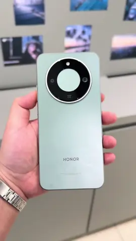 ✨ The All-New HONOR X9d 5G is Here! ✨ Experience power and style with the latest HONOR X9d 5G 💥 💰 RM1499 – 24GB RAM + 256GB 💰 RM1699 – 24GB RAM + 512GB 🎁 Get a FREE HONOR Watch 2i with every purchase! 💳 Installment payment is also available so everyone can own it easily! 🔥 Don’t miss out visit us today and grab yours before it’s gone!