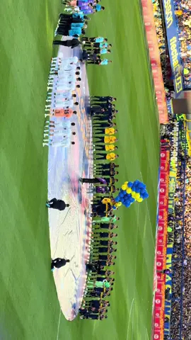 Homenaje de @Boca Juniors a Miguel Ángel #russo en La Bombonera 💙💛💙 #boca #bocajuniors #la12 #bombonera 