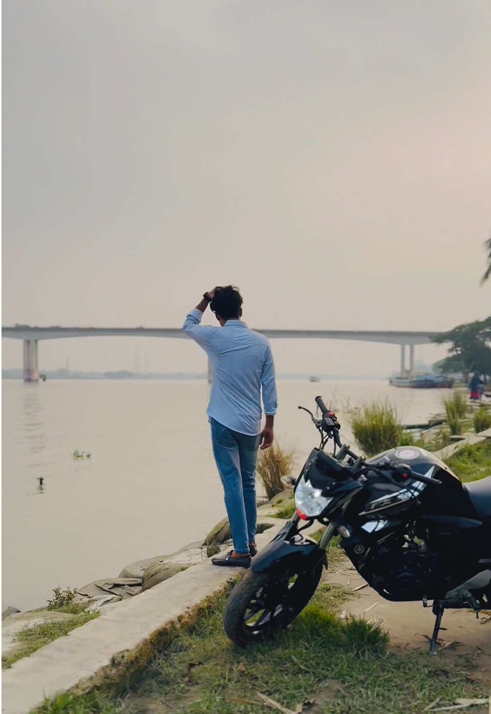 Akta bike er jonno ami amr cokh dia pani porte deksi 😢😅#fzv2 #yamaha #bike #foryoupage #barisal @TikTok Bangladesh 