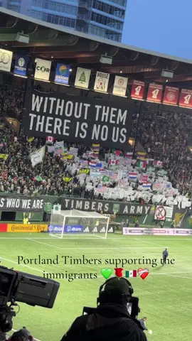 Portland Timbers showing love 💚🌹🇲🇽 #fypシ゚ #portland #portlandtimbers #nokingsday #westandtogether 