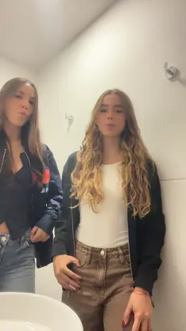 chicas tik tokers 🤪#viralllllll #fyp #parati #viral_video #humor 