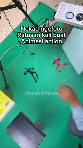 Tunggulah hasil animasi action saya.  #stopmotion  #animasiindonesia  #stopmotionindonesia  #dummy13  Btw ini bukan hasil aslinya ya hehe. 
