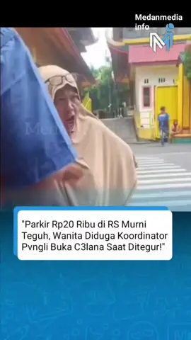 Sebuah video viral memperlihatkan aksi dugaan pungutan liar (pvngli) parkir di Jalan Irian Barat, Kota Medan, tepatnya di sekitar RS Murni Teguh. Dalam video tersebut, tampak seorang wanita berjilbab yang diduga merupakan koordinator kelompok pungli parkir. Peristiwa itu terungkap saat tim melakukan investigasi langsung ke lokasi, Jumat (18/10/2025). Tim menemukan adanya tarif parkir liar sebesar Rp20 ribu yang dipungut dari pengunjung rumah sakit, padahal sesuai aturan, tarif resmi hanya Rp5 ribu. “Kami turun langsung ke TKP untuk memastikan kebenarannya. Ketika kami sampaikan bahwa tarif resmi parkir Rp5 ribu, kelompok pvngli itu merasa terganggu,” ujar sumber di lapangan yang merekam video viral tersebut. Wanita dalam video itu bahkan sempat bertingkah tak wajar saat ditegur, hingga diduga mengalami kesurupan dan membuka c3lananya di lokasi kejadian. “Wanita berjilbab itu diduga koordinator di lapangan. Ia berperan sebagai tameng untuk mengalihkan perhatian dan melindungi kelompok pvngli lainnya,” ujar sumber tersebut. #Medan #sumut #reels #story #fyp 