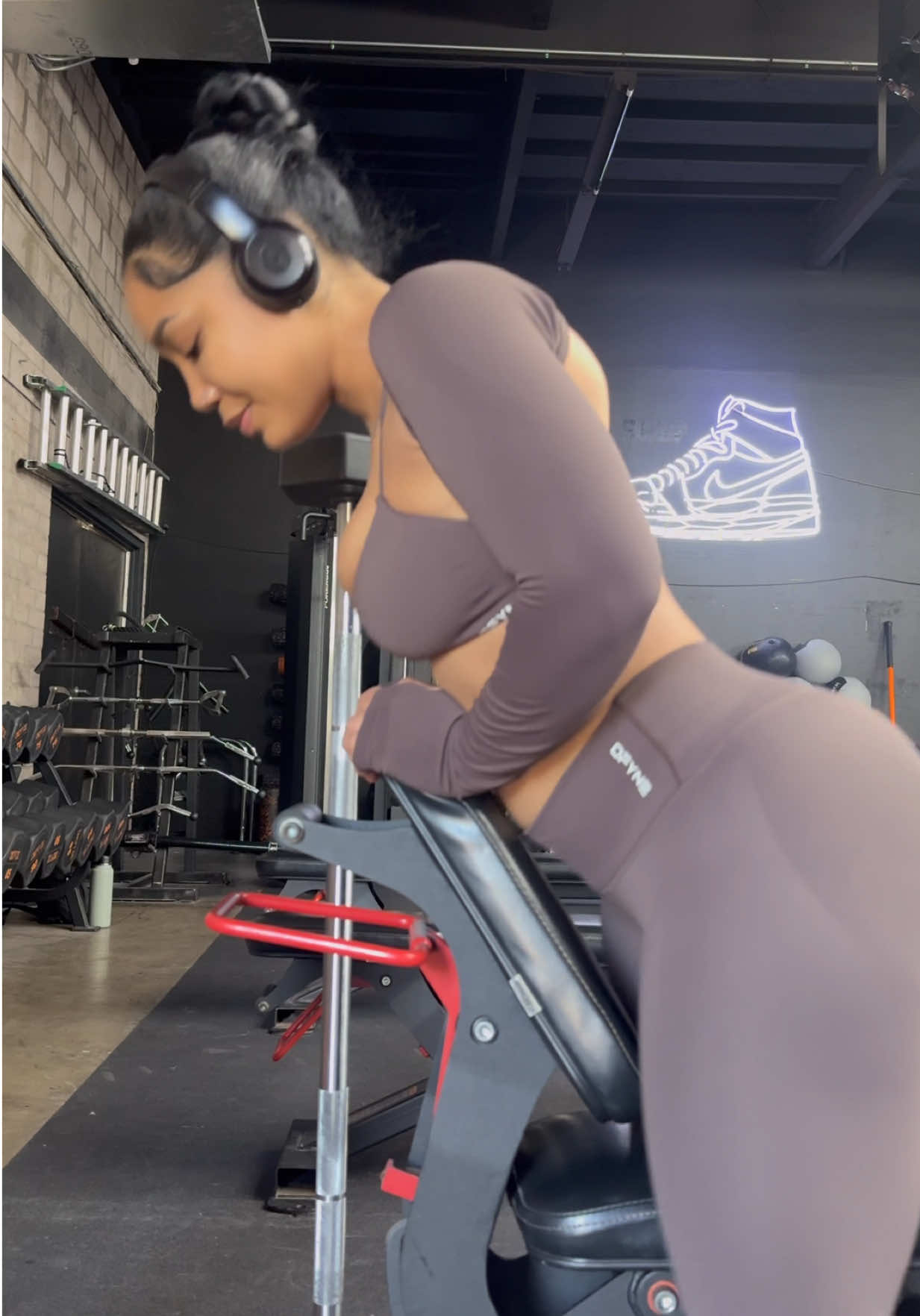 WORKOUT DETAILS: Lat pull downs- 4x12,10,8,6 Face Pulls- 4x10 DB Alternating Rows- 4x8 Bicep curls- 4x10 Hammer curls- 4x8