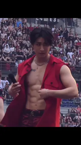 OMFG! ¿por qué no sabía la existencia de estas fotos? 😳🥴 #StrayKids #hanjisung #foryoupage #fypviralシ゚ 