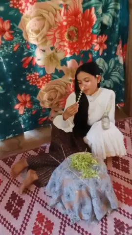 សុំបែបអ្នកម្នាងម្ដងហើយ🥰#follow #vairal #fyp 