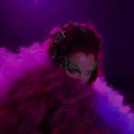 #poisonivy #umathurman #batmanandrobin 