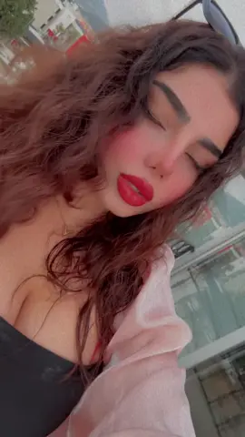 مره انقهرت  😩😩بالذات بوقت السفر #دبي #السعودية #قطر #تركيا #المدينة 