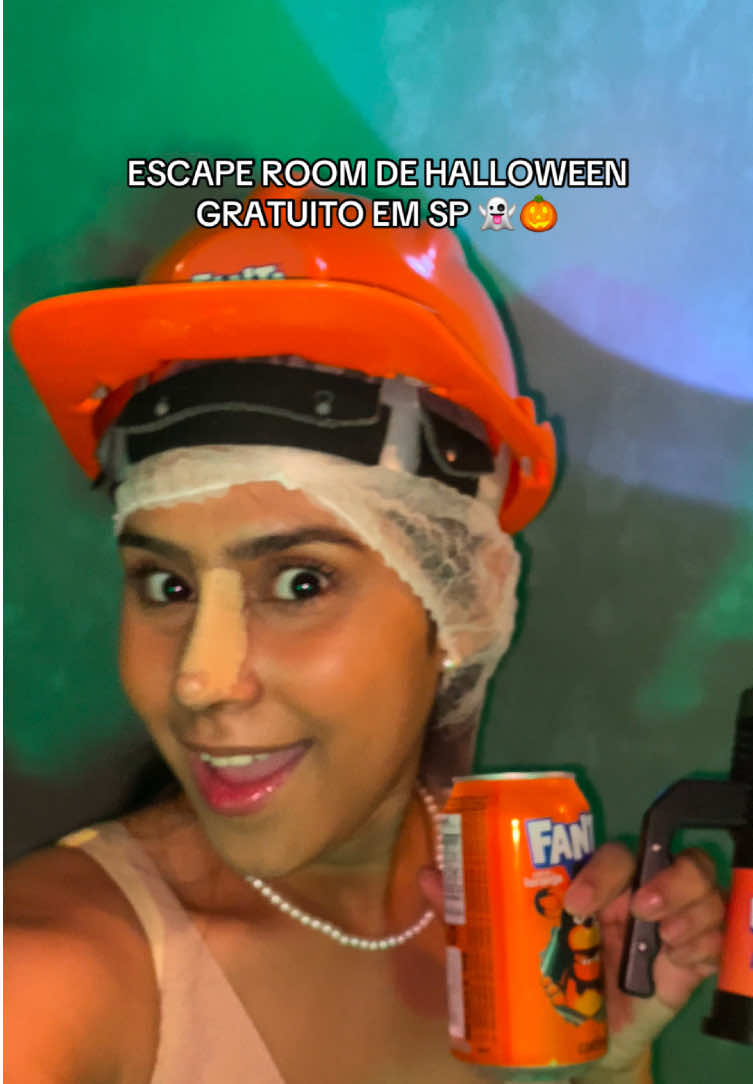 ESCAPE ROOM DE GRAÇA EM SÃO PAULO ✅☠️🎃 A Fanta trouxe uma ativação interativa muuuito bafo, em formato de escape room, a fábrica de FANTA está mal assombrada e precisa da nossa ajuda para resolver os enigmas e salva-la  bora nessa aventura com direito a gritos e sustos ?!  📍shopping eldorado  Até dia 02/11 - horário do shopping* . Me segue para mais diquinhas babilônicas ✨☠️👁️🎃 #escaperoom #fyp #gratis #saopaulo #foryou 