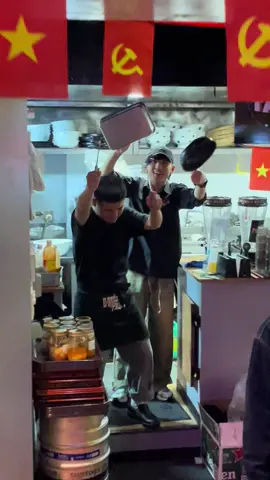 Tokyo chơi đâu? Qua Hẻm cháy cùng chúng mình chứ còn đâu nữa! 🛎️🛎️🛎️