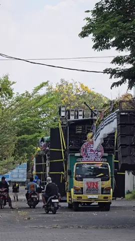 RWJ ready karnaval janti jogoroto jombang @rwj.x.samson #karnavaljantijogoroto #xybca #soundsystemindonesia 
