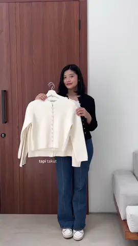 Kulit kuning langsat, ternyata cakep banget pake warna putih! 👀🤍 #fyp #tipsandtricks #coloranalysis #rekomendasicardigan #fashiontiktok 