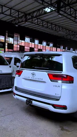 #landcruiser #toyota #foryoupage #foryou #fly 