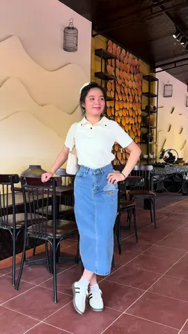 Chân váy jeans lửng năng động tôn dáng #vayxinh #chanvay #thoitrangnu #outfit #thoitrang 