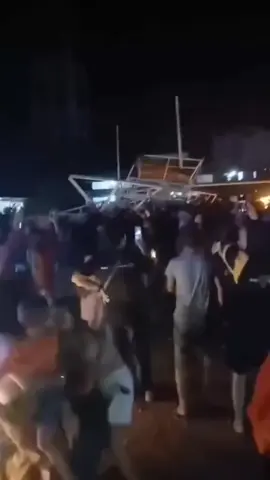 Viral! Inseden wahana pasar malam di air Upas ketapang ambruk pada tanggal 18-10-2025#beritaviral #videoviral #fypviralシ #banturamaikan 