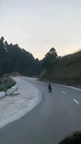 Rasta dooo bike foryou pa ja rhi ha 🤓🏍#fypシ゚viral🖤tiktok☆♡🦋myvideo #creatorsearchinsights #fypシ゚viral #fyppppppppppppppppppppppp #growthmindset #7tlover✌️☠️ 