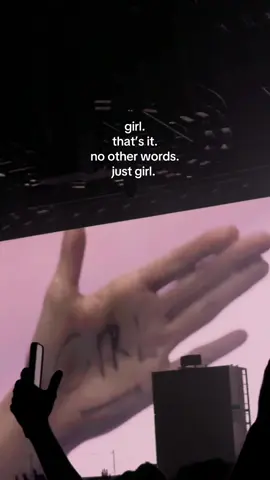 ya i will never shut up about this idc. lorde and charli singing girl so confusing remix at the forum in la #lorde #charlixcx #concert #losangeles #ultrasoundtour 