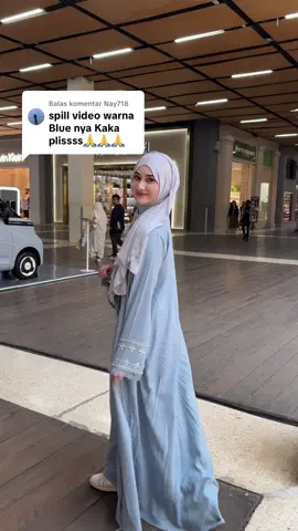 Membalas @Nay718 cantikkkk bluenya 😍 READY SIAP KIRIM YA #abaya #abayarawis #abayaznbgallery #abayastyle 