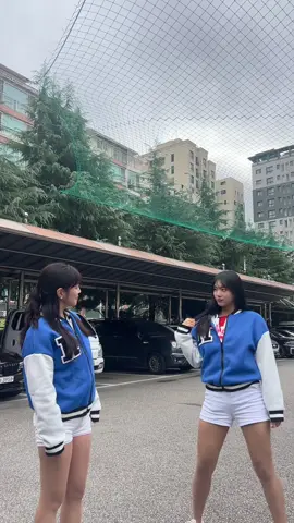 행사 대기하면서 내 골반을 멈출 수 없었어;;(실장님 출연)#치어리더 #골반이안멈춰챌#골반이안멈춰챌는병 #fypシ゚ #유행따라잡기 