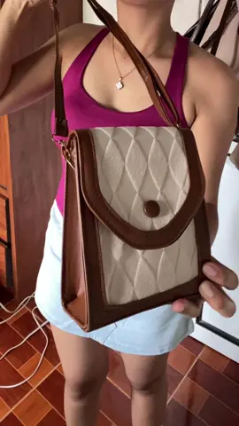 small bag girly?? THIS IS FOR YOU! 🫵🏻 #bagrecommendation #smallbag #slingbag #bag #fyp 