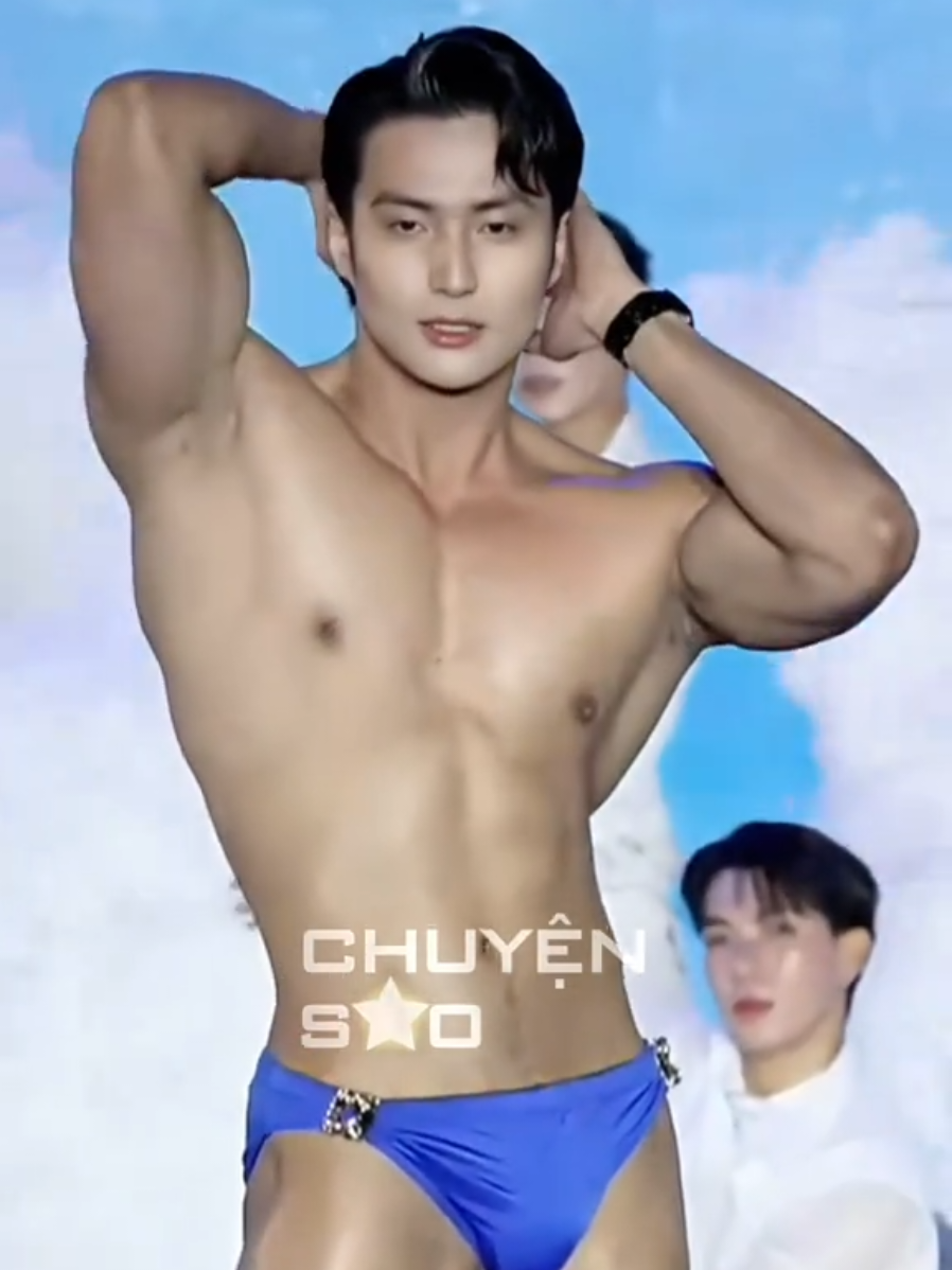 Nam thần lai Việt - Hàn Nguyễn Hàn Việt dừng chân tại Top 6 Mister Celebrity Vietnam #ChuyenSao #missmistercelebrityvietnam2025 #mistercelebrityvietnam #NguyenHanViet 