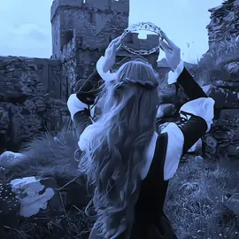 I'm young queen💕👸🏻😍 #lovvvsar😔💗 #👀💘fypシ😻🚩 #lovvvsar😔💗 #lovvvsar😔💗 #dumarland👸🦁✋ 