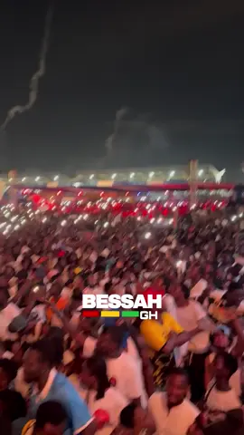 LIVE | Shatta Wale takes the stage at his ShattaFest Concert, getting the crowd hyped at Accra's Independence Square. - #bessahghlive