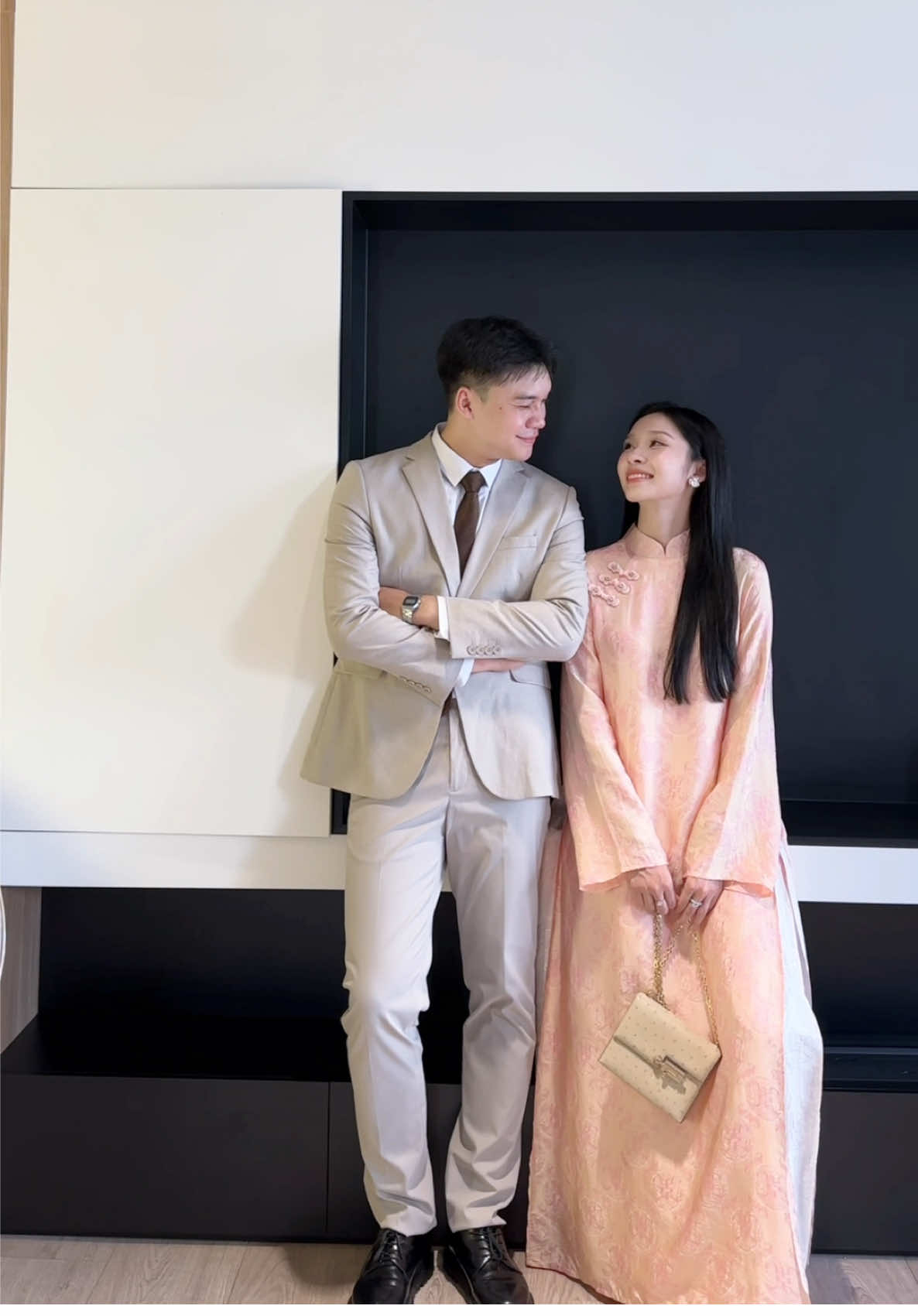 Sắm trước áo dài cho Tết này thôi các nàng ơii 💕 #giaphucnguyet #lieuthien #aodai #fyp #couple 