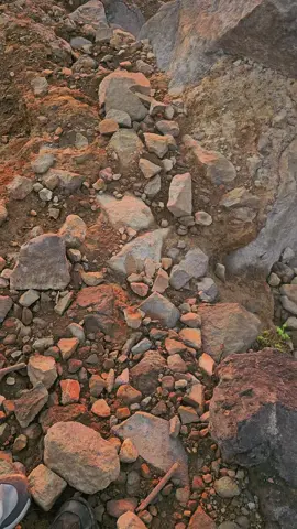 18 Oktober 2025, kirim dikomentar foto kalian digunung #sindoro3153mdpl #sindoroviakledung #sindorosumbing #fyp #lautanawan