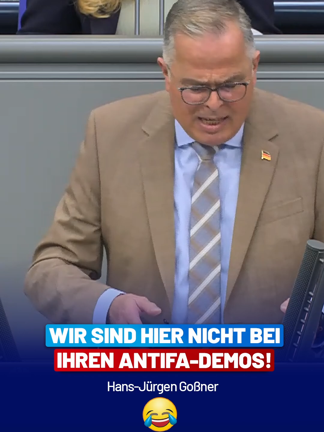 Sie sitzen im Jogginganzug im Bundestag, träumen vom Sozialismus, brüllen Antifa-Parolen und pöbeln herum wie schlecht erzogene Kinder. Die Linken sind eine Schande für Deutschland! Hans-Jürgen Goßner platzt der Kragen! #linke #bundestag