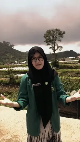 Oooo..hari santri yah 😅#trend #22oktober2025 