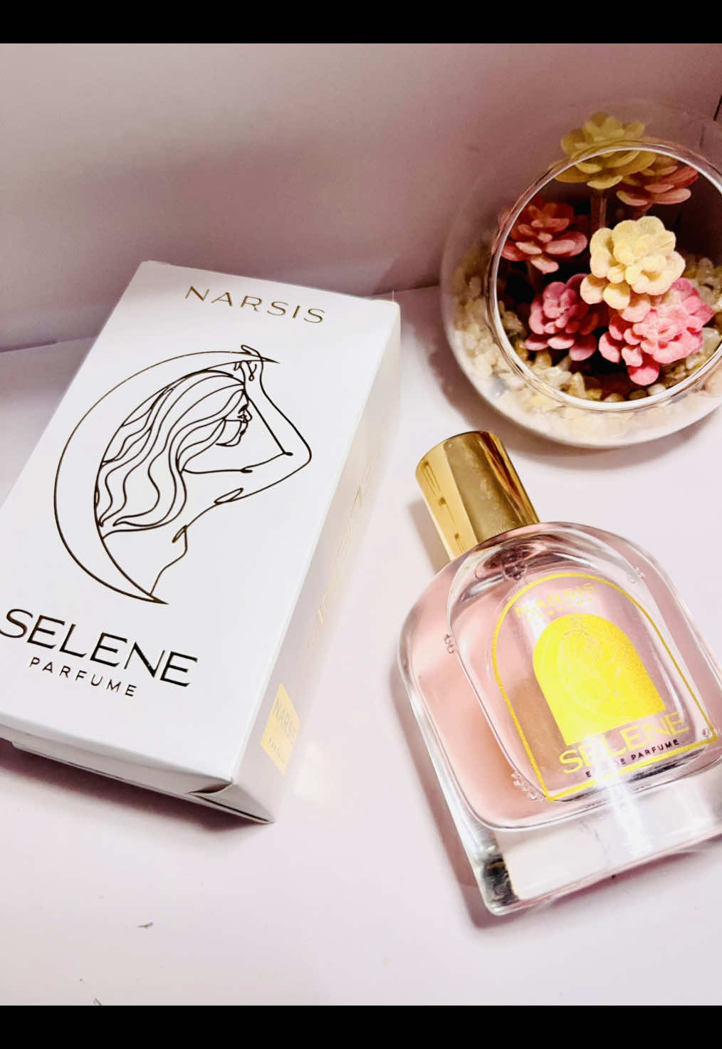 Parfume seger dan lembut vibes cewe mahal dan cocok buat semua occasion  #parfumenarsis #narsisparfume 