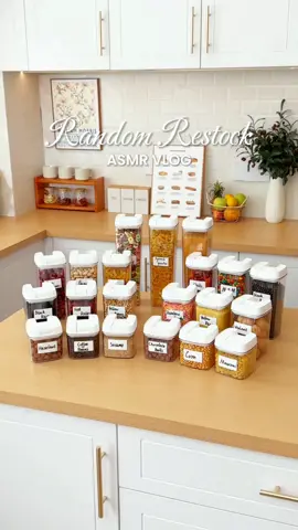 🥦 Crisp stays crisp. These airtight food storage containers lock in flavor while keeping pantries neat and organized—ideal for snacks, grains, and everything in between. 🍪📦 🔍 Find it at https://temu.to/m/pmq1d4brgs4 or with this code fer7862. #Temu #TemuFinds #KitchenStorage