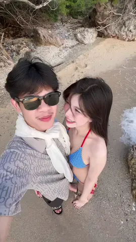 ไปเที่ยวด้วยกันทุกที่เลยนะ🌊🤍