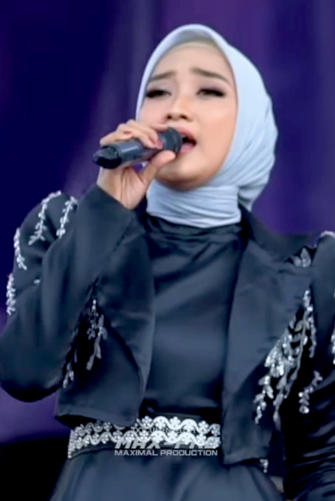 Anisa Rahma Gelas Yang Retak New pallapa Ramayana #anisarahma #newpallapa #ramayana #gelasyangretak 