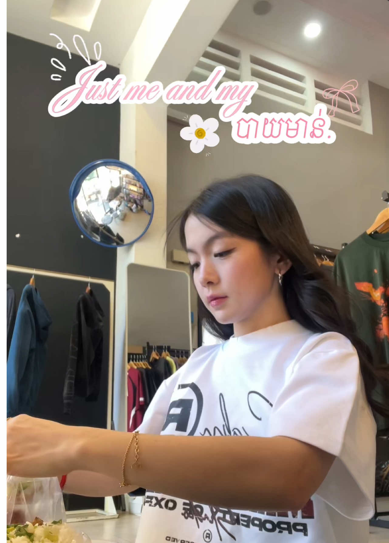 Eating my fav food 🤭✨