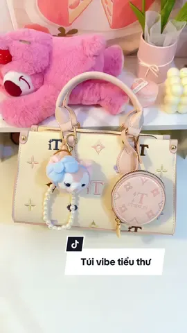 Ẻm mang vibe tiểu thư nhà tài phiệt✨🎀 #tuixachnu #itmkchi #tuideocheo #tuicamtay #fyp 