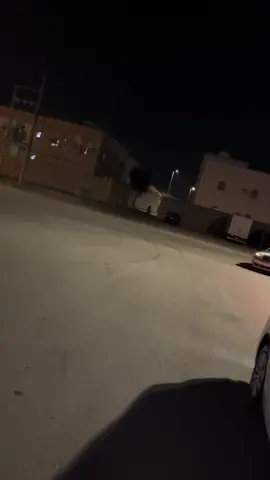 يتم تنفيذ الأفعال الواردة في هذا الفيديو بواسطة متخصصين أو تحت إشرافهم. لا تحاول تقليدها