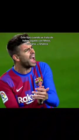 Pique cuando se trata de jugar con Shakira 😂 #humor #football #parati #piqueyshakira 