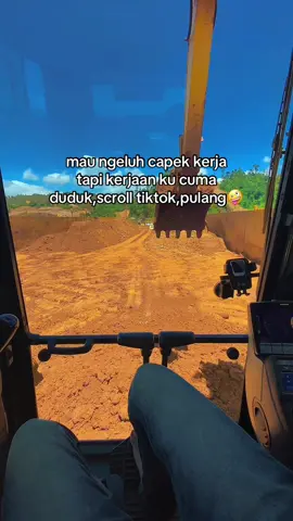 mau ngeluh tapi gak capek🤪#bugissoppeng #operator_excavator #nickelminingproject #kulitambang👷 #fypシ゚ 