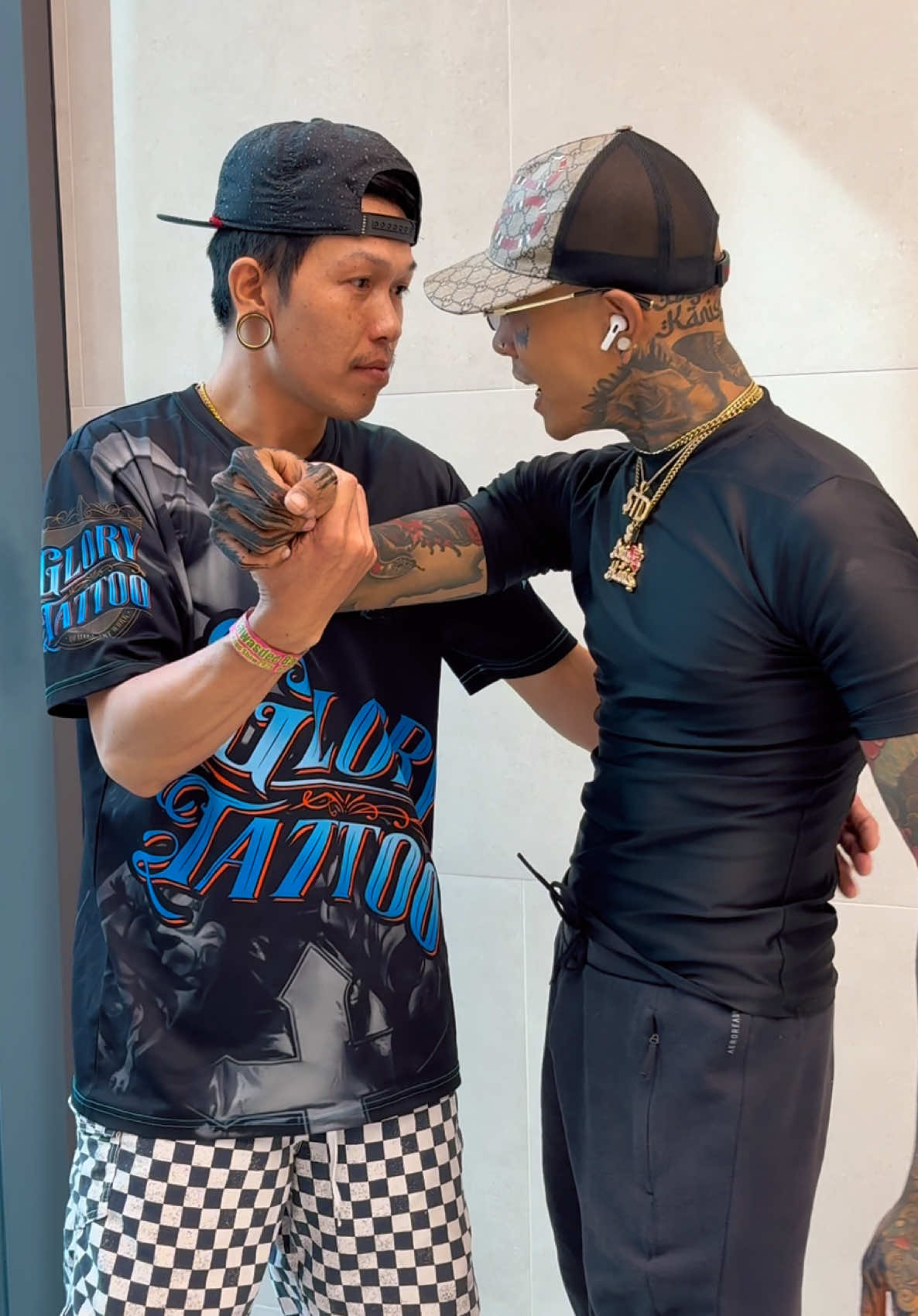 เจอกันที่หาดเกื่อนกี๋ซอย 8 @Karn _ glory tattoo pattay 