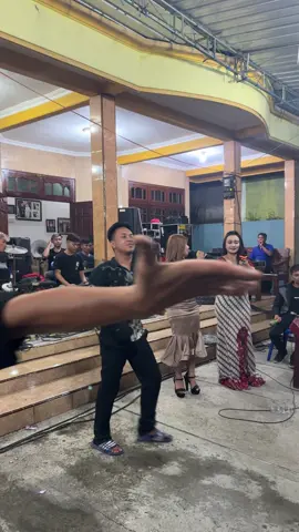 𝙇𝙖𝙜𝙪 𝙬𝙖𝙟𝙞𝙗 𝙚 𝙬𝙤𝙣𝙜 𝙨𝙖𝙠 𝙨𝙤𝙡𝙤𝙧𝙖𝙮𝙖 @Ahha Musik  #dangdutkoplo #dangdutviral #satujiwa #musikviral #solo24jam🌻 