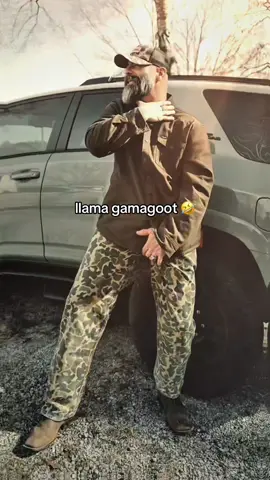 what a niche fricken throwback 😂🫱 #tuff #brainrot 